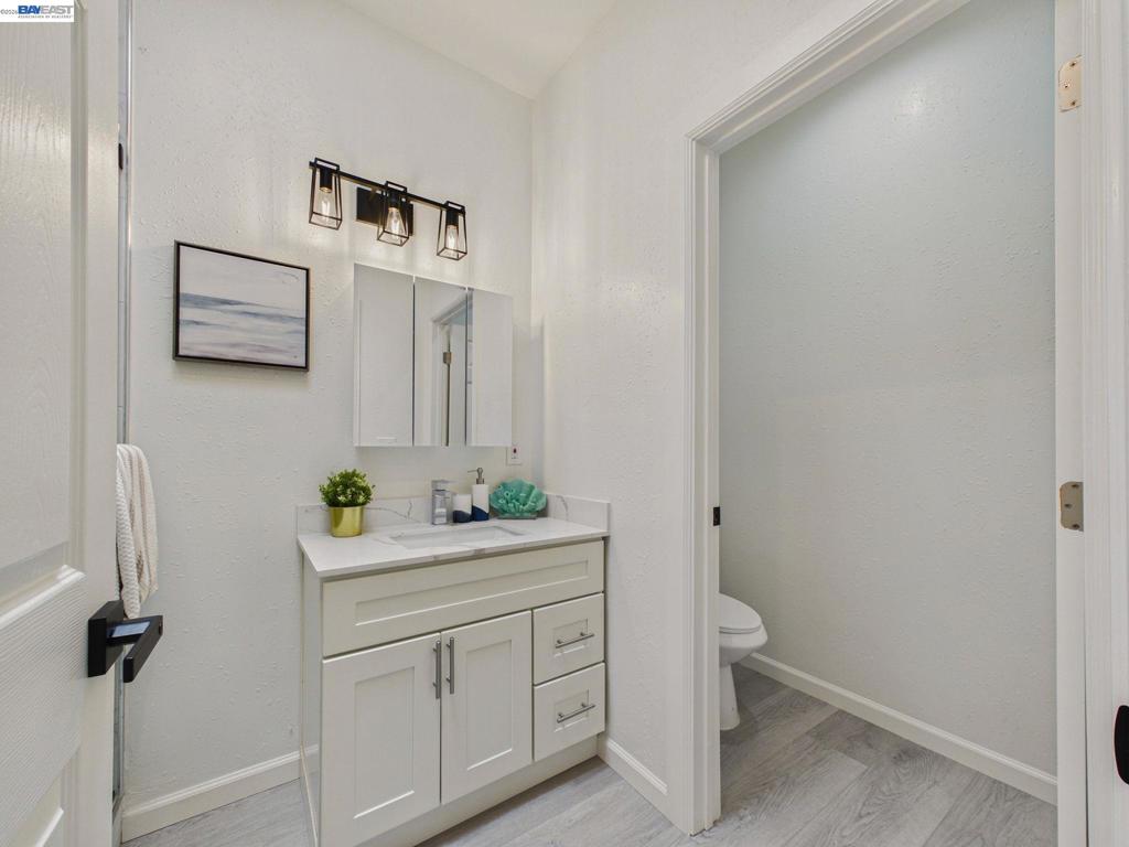 718 26th Property Photo 21