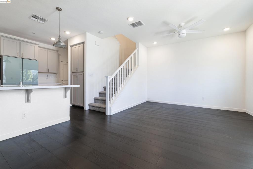 2570 Natomas Crossing Drive Property Photo 11