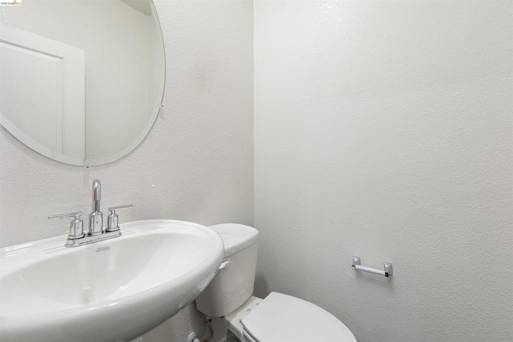 2570 Natomas Crossing Drive Property Photo 31