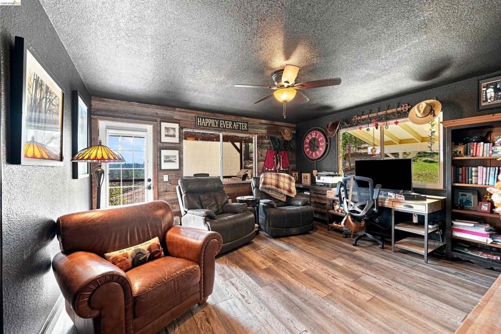 2360 Secret Ravine Trail Property Photo 18