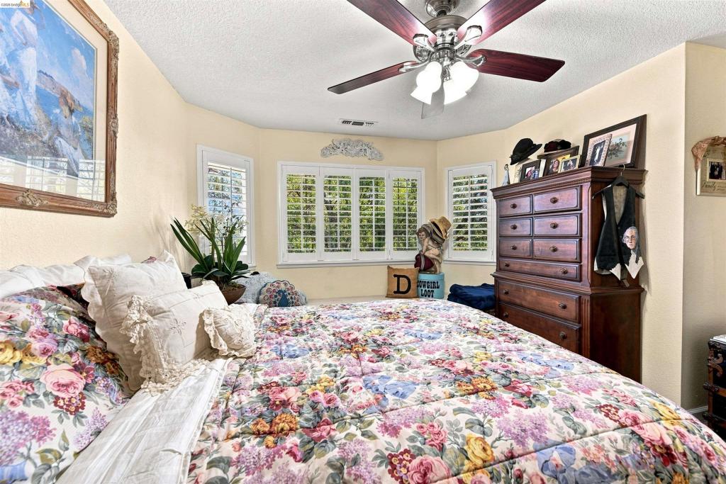 2360 Secret Ravine Trail Property Photo 29