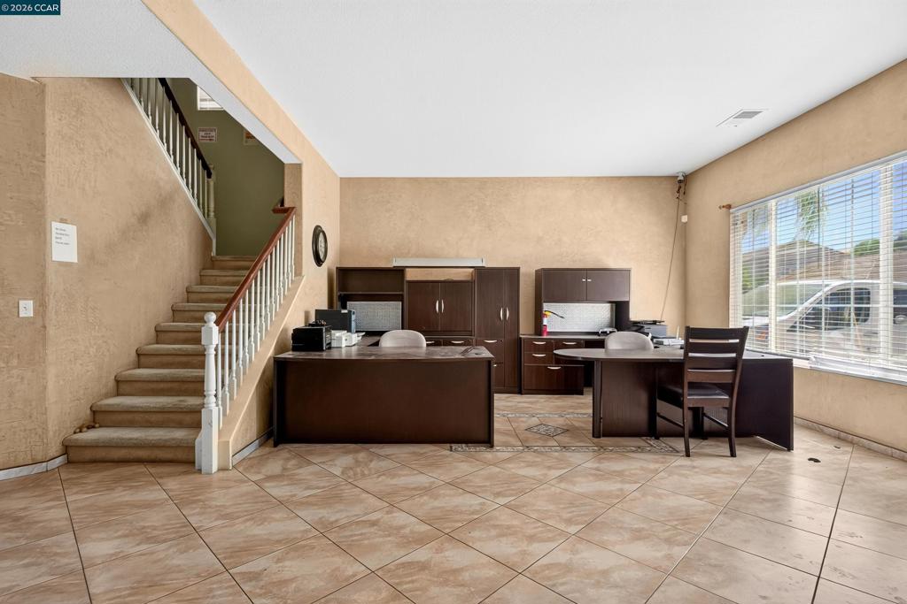 4400 Glen Canyon Cir Property Photo 8