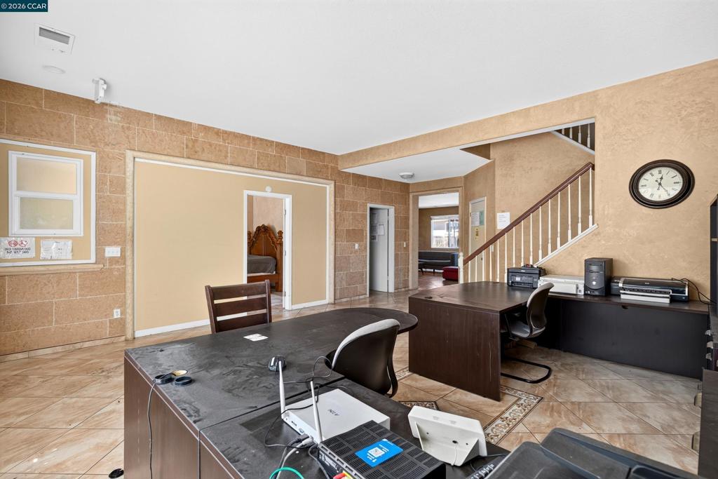 4400 Glen Canyon Cir Property Photo 9