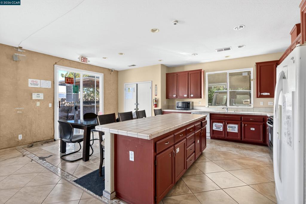 4400 Glen Canyon Cir Property Photo 15