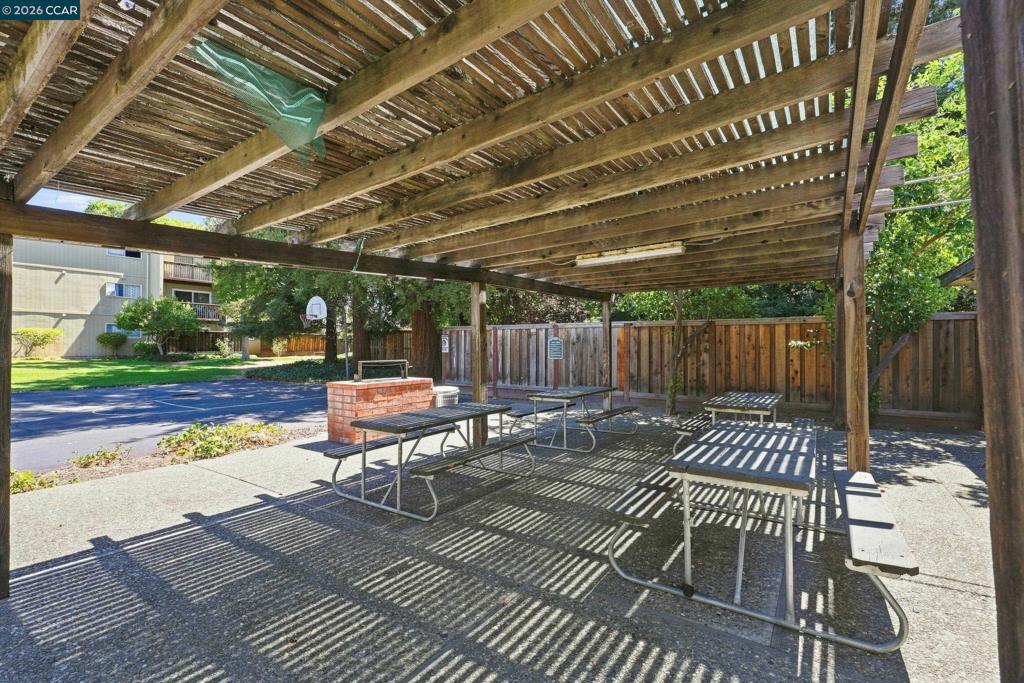 1060 Oak Grove Rd 46 Property Photo 54