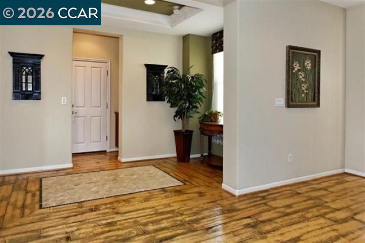 2377 Boulder St Property Photo 3