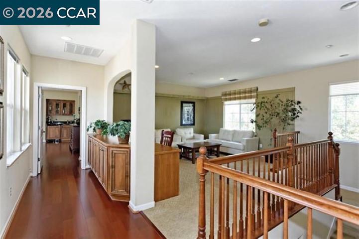 2377 Boulder St Property Photo 6