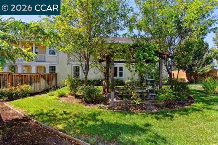 2377 Boulder St Property Photo 17