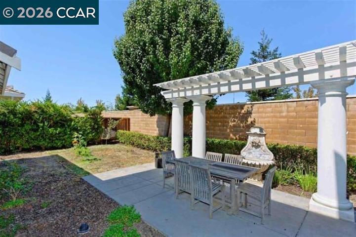 2377 Boulder St Property Photo 18