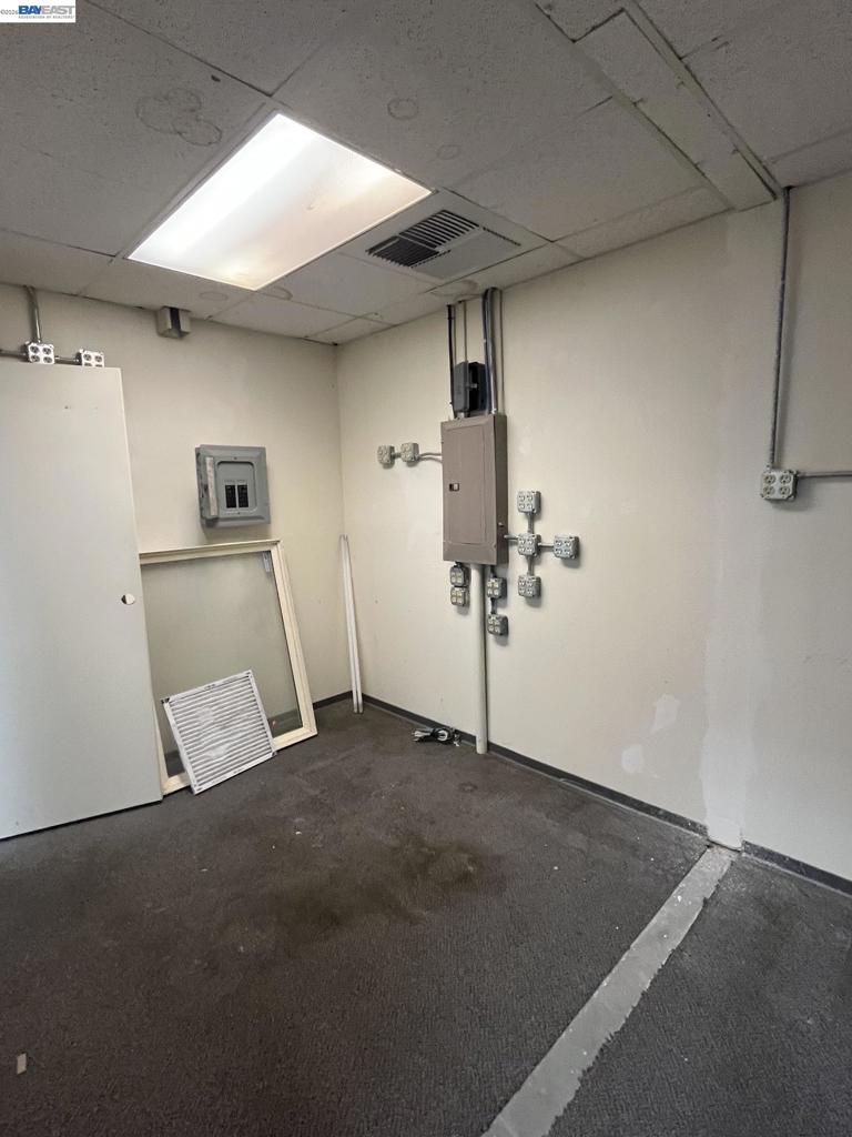 1618 Nord Ave Property Photo 3
