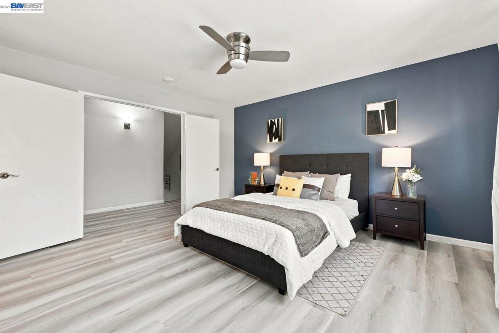 1305 Waterfall Way Property Photo 32