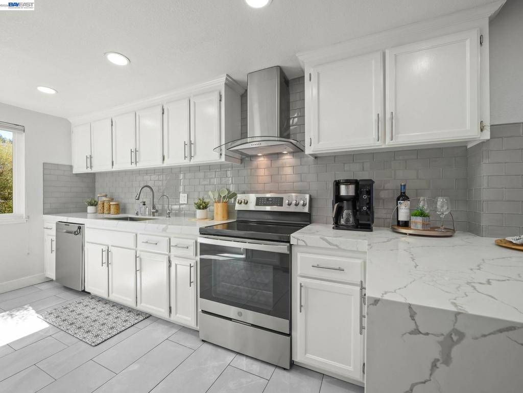 5371 San Simeon Pl Property Photo 1