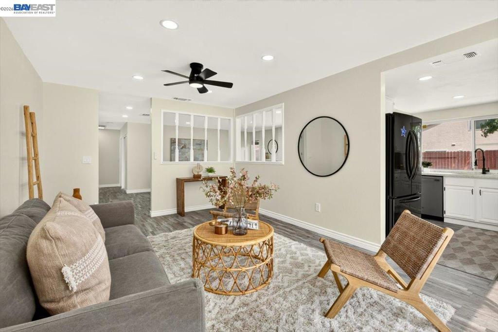 9081 Meadowdale Way Property Photo 24