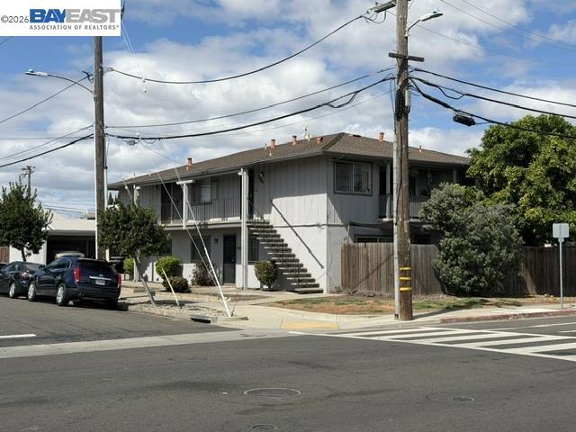 2180 Clarke St Property Photo 5