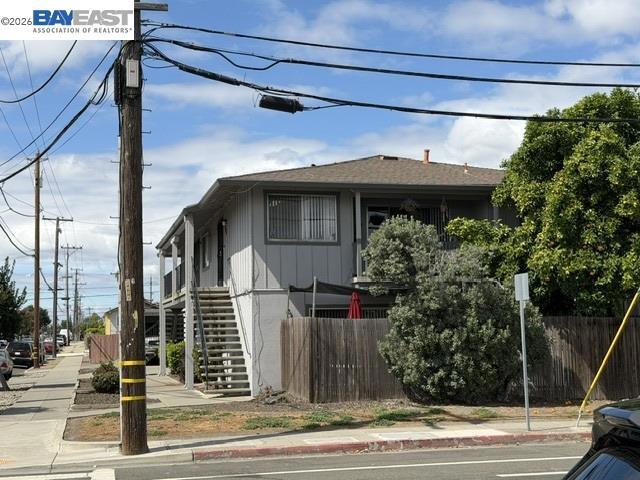 2180 Clarke St Property Photo 6