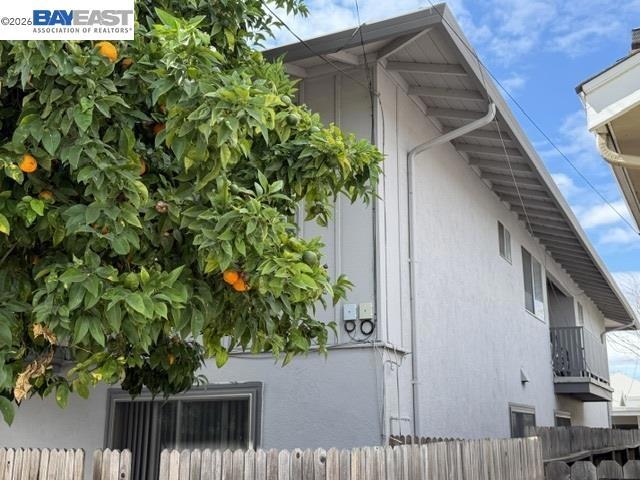 2180 Clarke St Property Photo 7