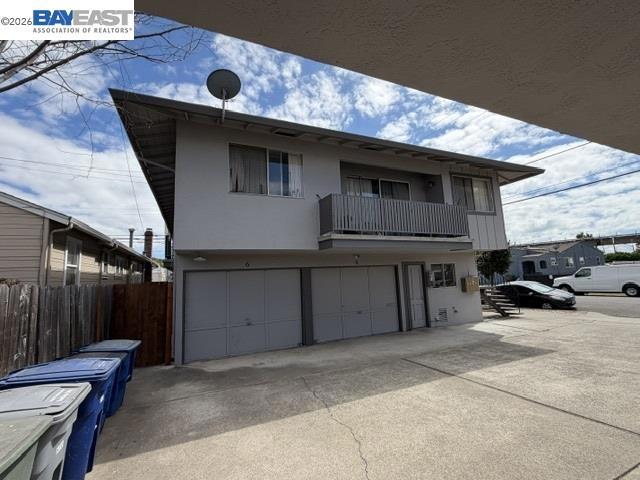 2180 Clarke St Property Photo 9