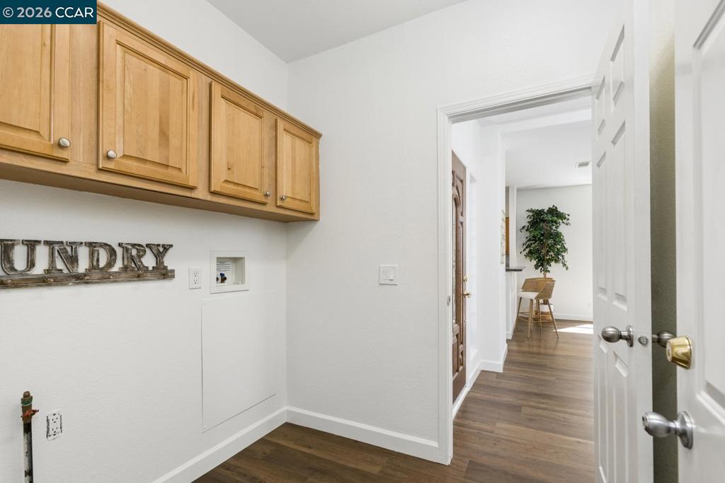 1081 Palm Ave Property Photo 11