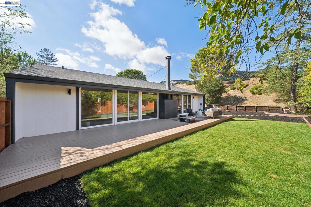 447 Estado Way Property Photo 45