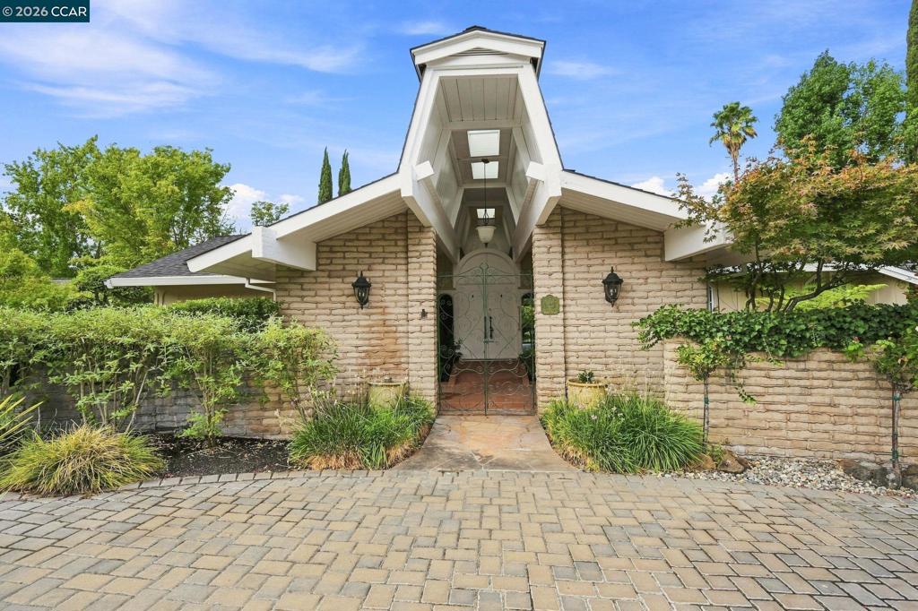 126 Peake Pl Property Photo 6