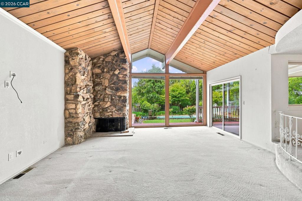 126 Peake Pl Property Photo 8