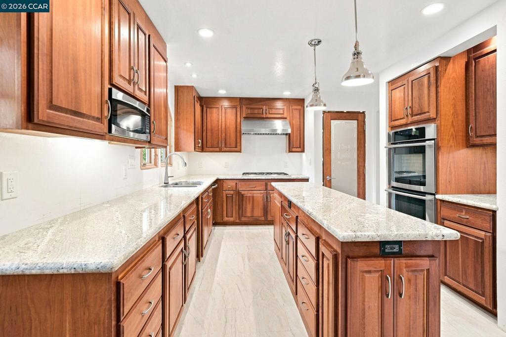 126 Peake Pl Property Photo 11