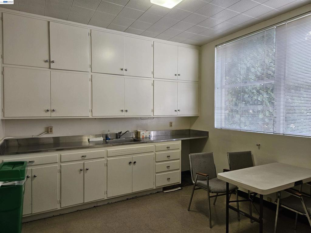 1164 A St Property Photo 17