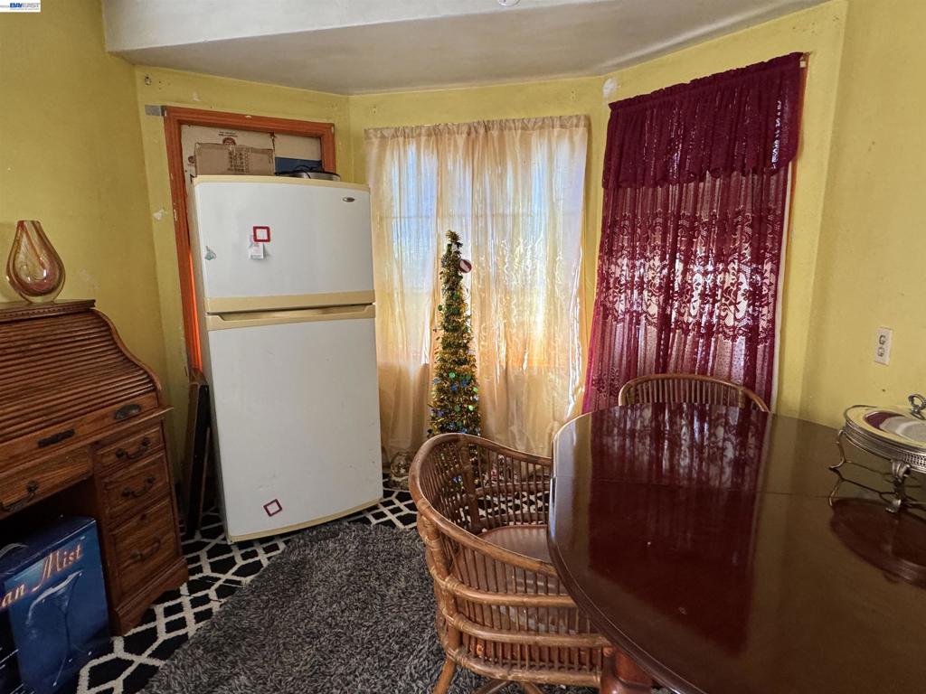 2120 Sol Property Photo 4