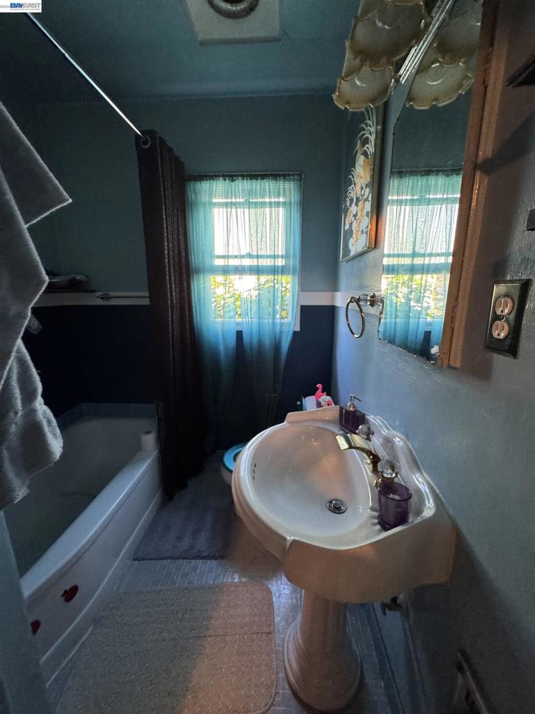 2120 Sol Property Photo 9
