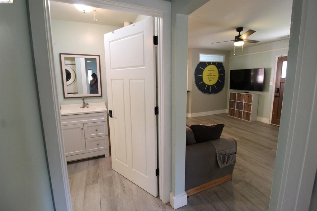 600 Woods Creek Dr Property Photo 25
