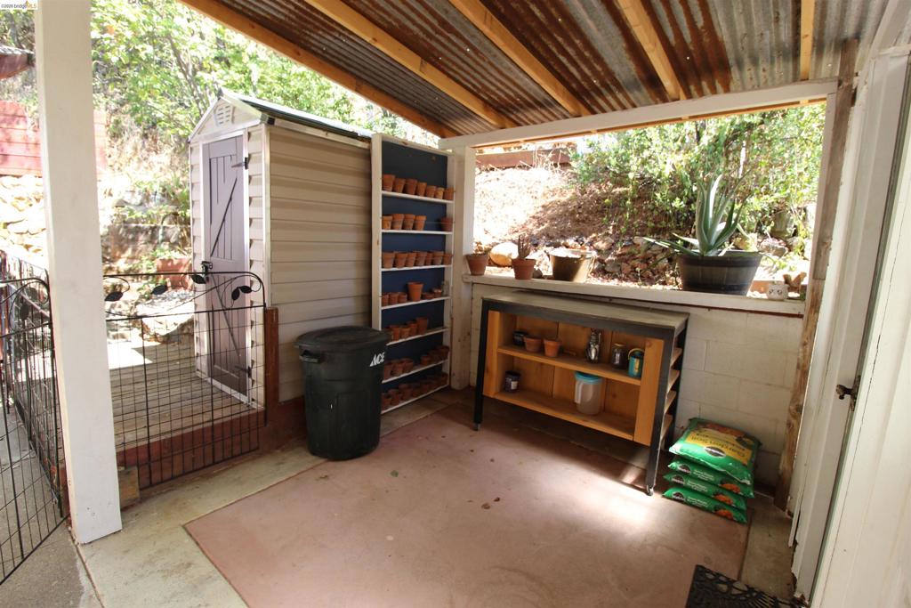 600 Woods Creek Dr Property Photo 48