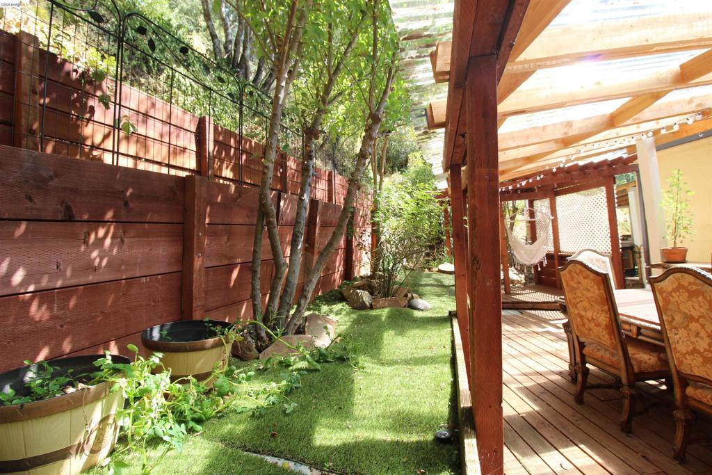600 Woods Creek Dr Property Photo 52