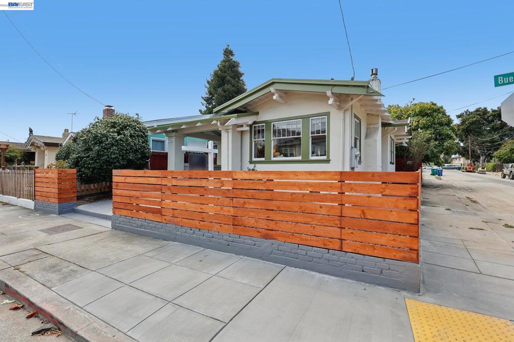 1542 Buena Vista Ave Property Photo 3