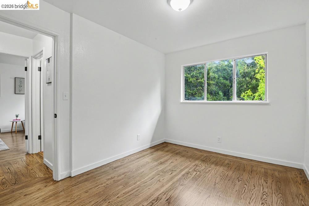 6138 Oakdale Property Photo 22