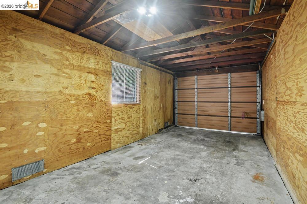 6138 Oakdale Property Photo 55