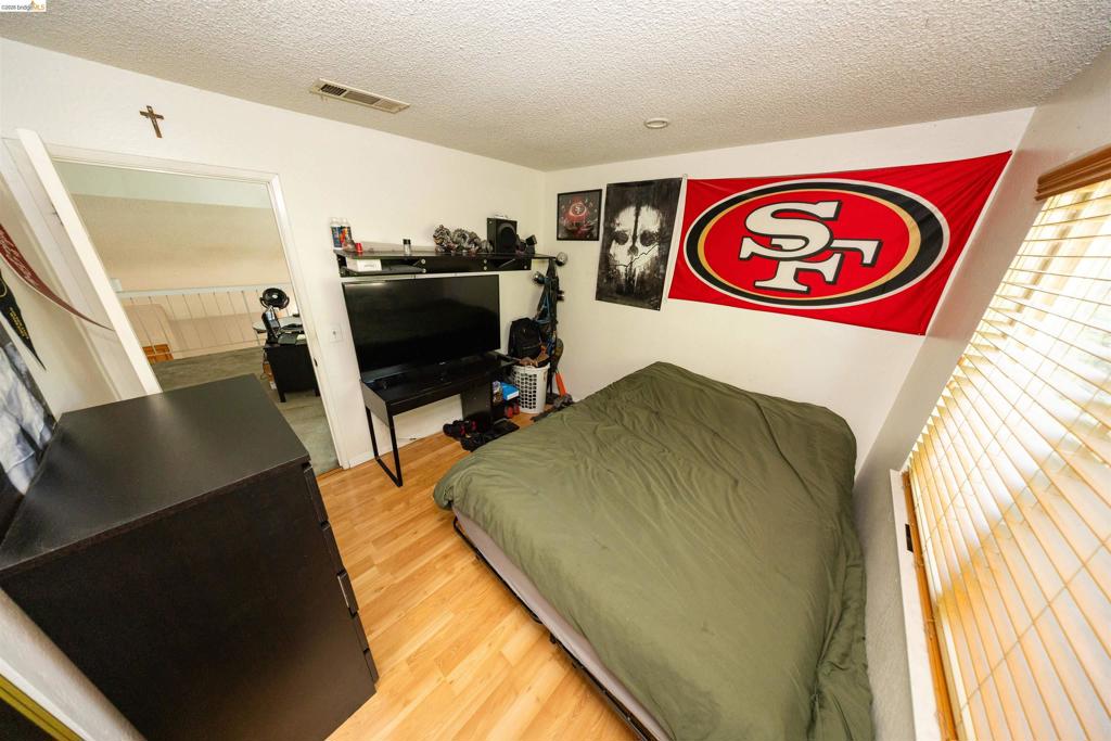 147 Sweetberry Ct. Property Photo 19