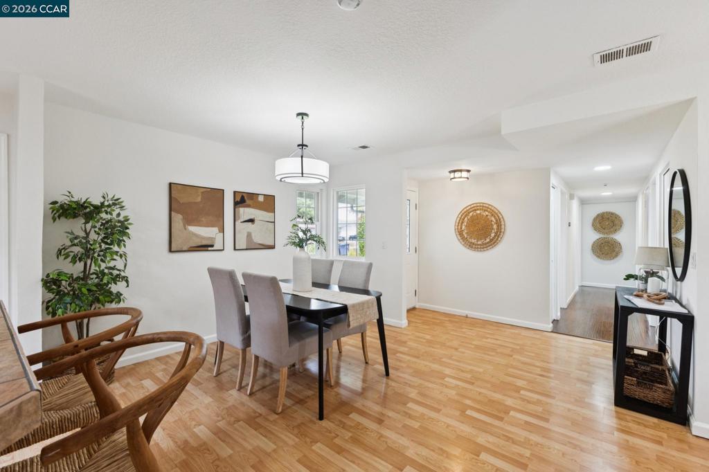 3837 Bayview Cir Property Photo 12
