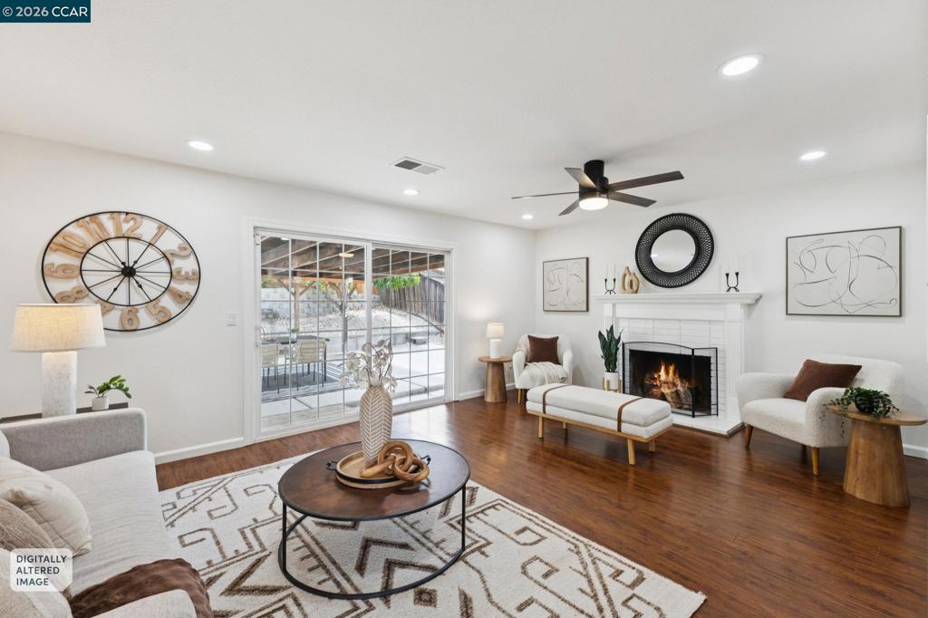 3837 Bayview Cir Property Photo 15