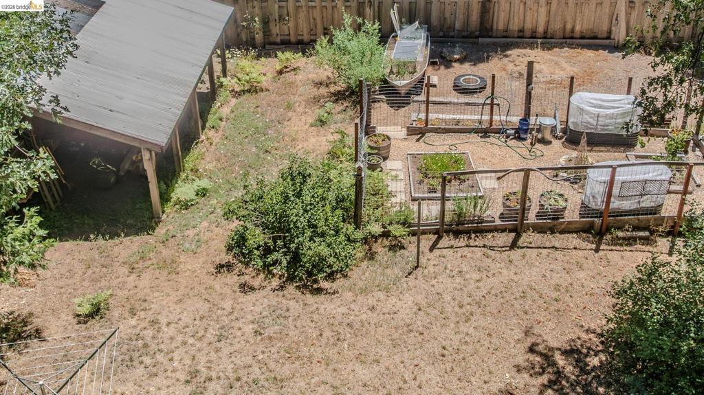 2495 Hangtree Trail Property Photo 12