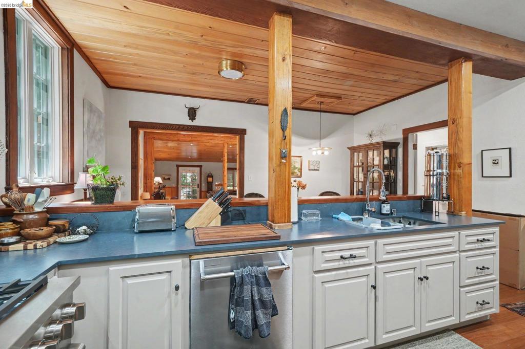 2495 Hangtree Trail Property Photo 29
