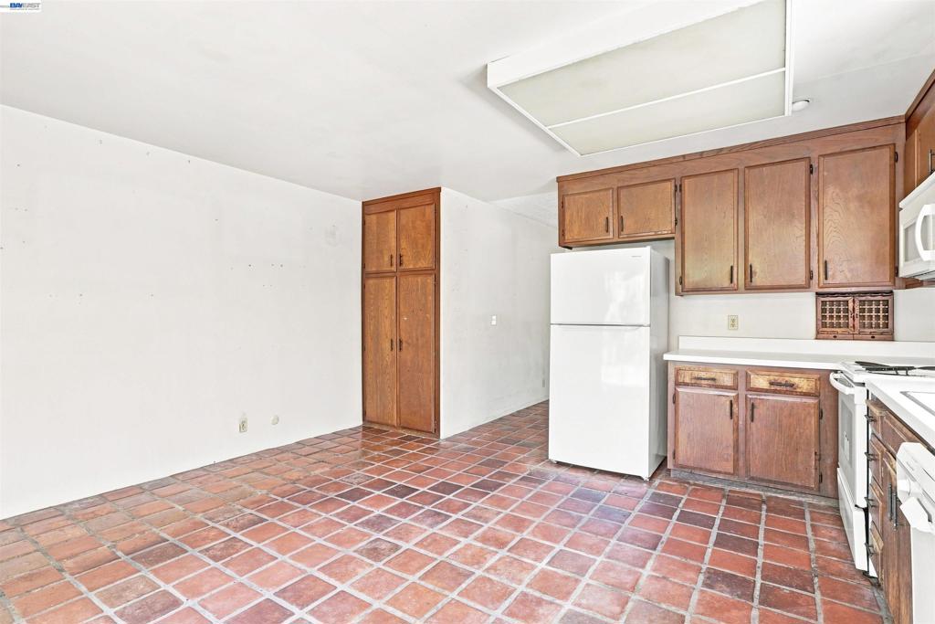 35278 Cornwall Pl Property Photo 8