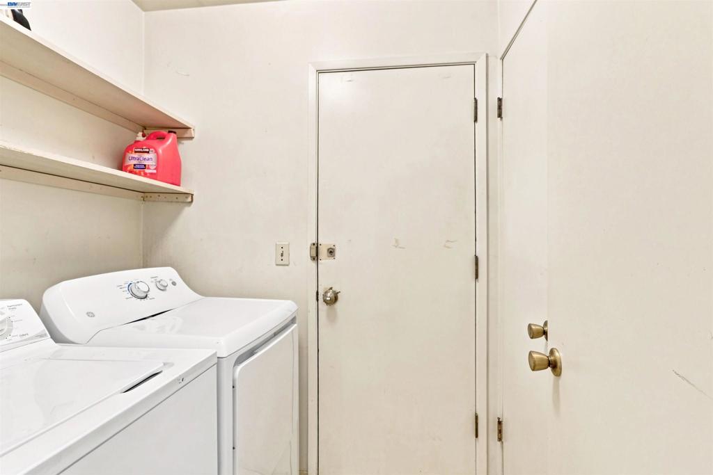 35278 Cornwall Pl Property Photo 22