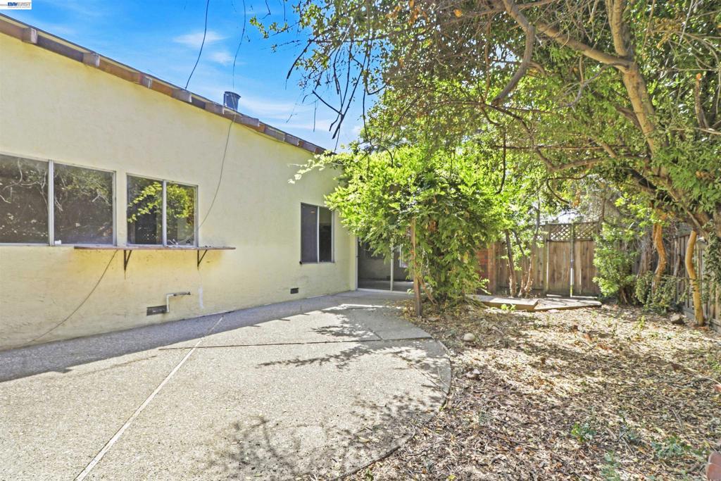 35278 Cornwall Pl Property Photo 24