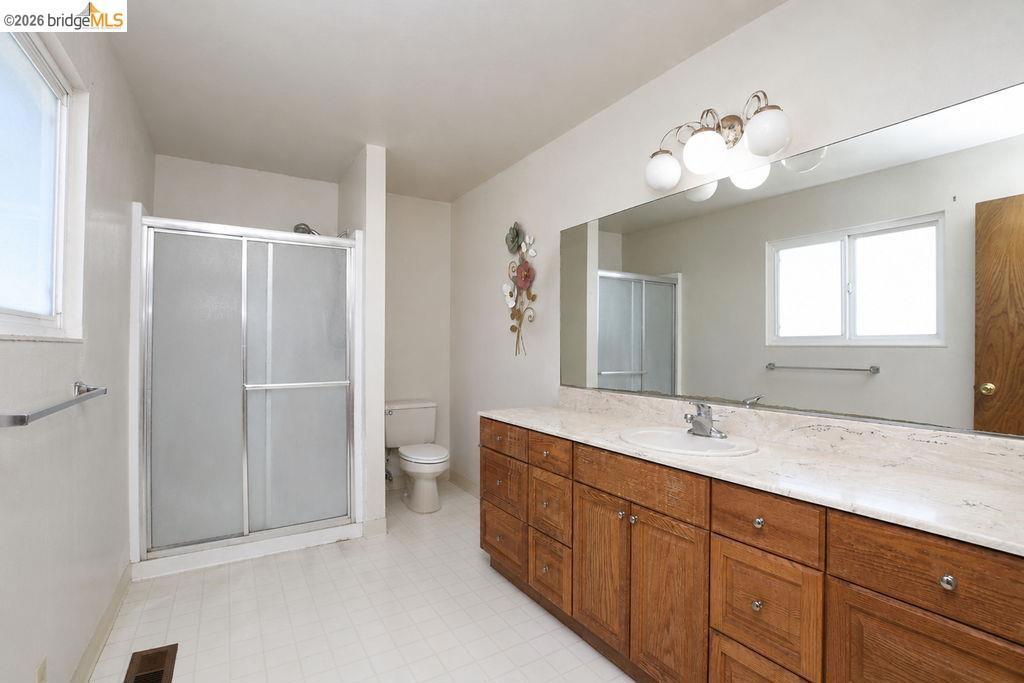 3199 Crismore Dr Property Photo 27