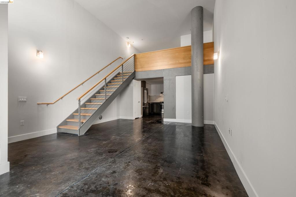 901 Jefferson St. 108 Property Photo 3