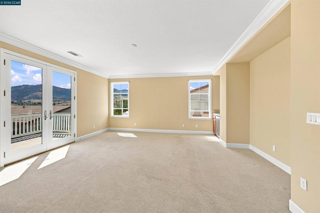 5193 Crystyl Ranch Drive Property Photo 19