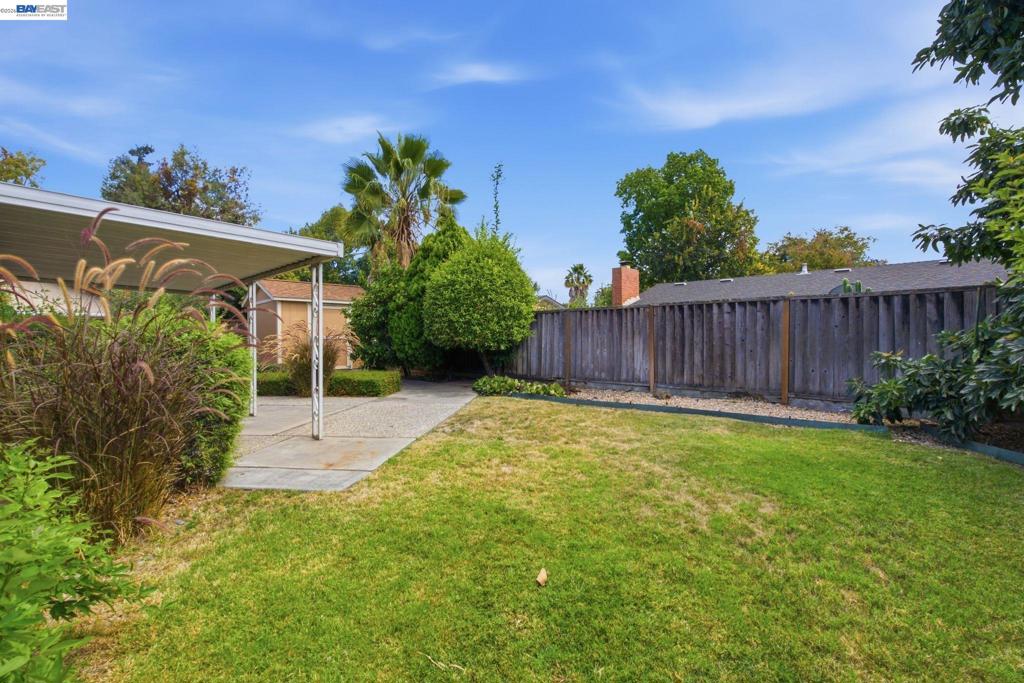 364 Blossom Hill Rd Property Photo 8
