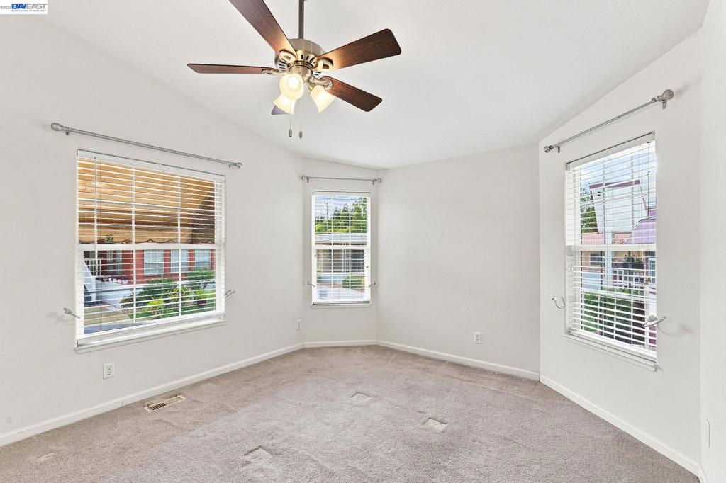 3263 Vineyard Ave., #86 Property Photo 10