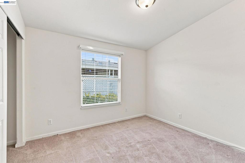 3263 Vineyard Ave., #86 Property Photo 27