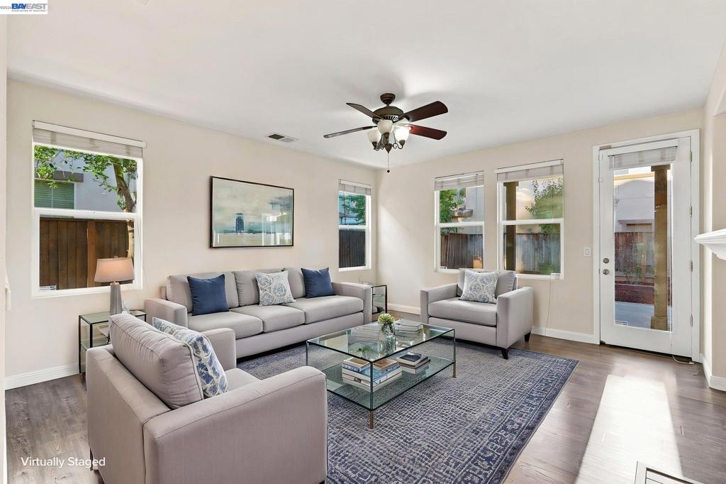 565 Presidio Pl Property Photo 10